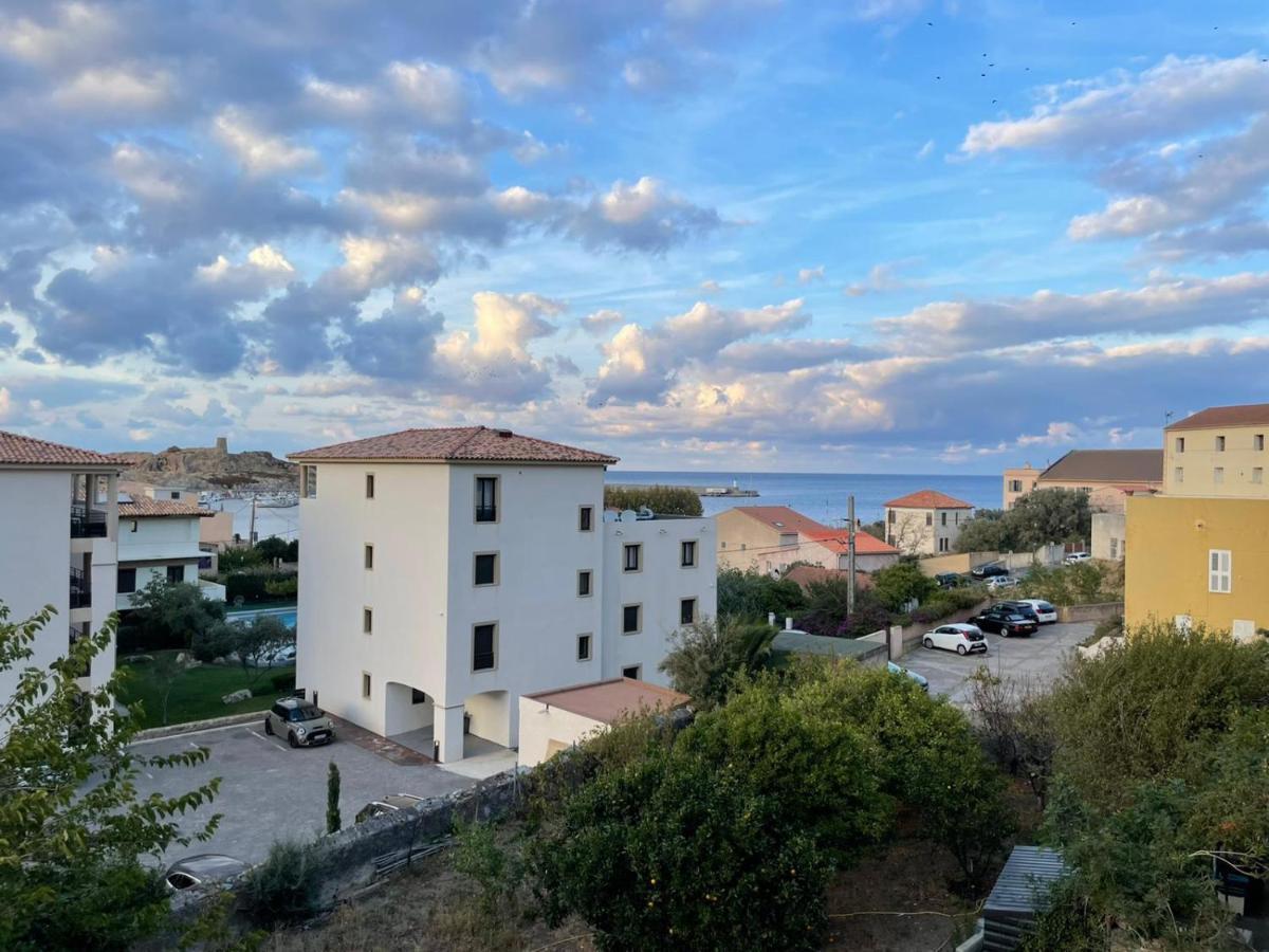 Appartement T4 Tres Bien Situe Et Climatise LʼÎle-Rousse Zewnętrze zdjęcie